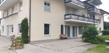 Kompl. Erdgeschoss (6 Einheiten) eines Wohn- und Geschäftshauses am Schloßberg!, 83071 Stephanskirchen , Simssee, Wohn- und Geschäftshaus